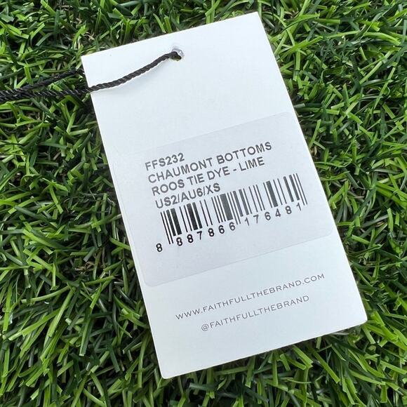 NWT Faithful The Brand High Waisted Chaumont. cheeky print boho bikini bottom XS - Picture 5 of 10